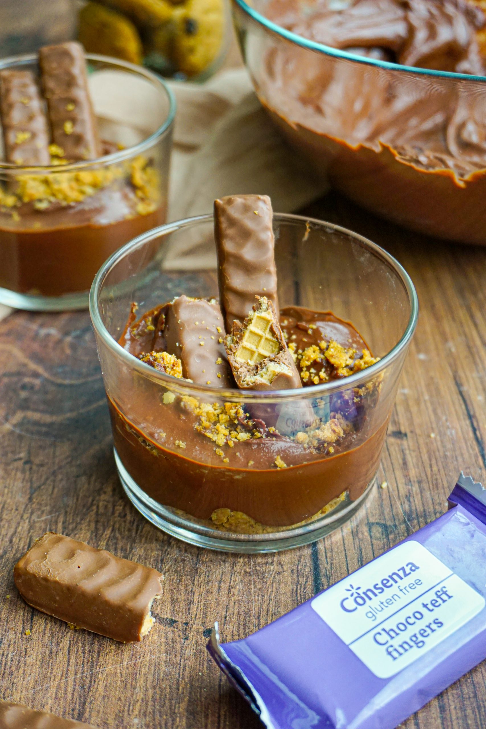 Chocolade crème met glutenvrije choco teff fingers